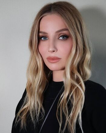 Full leaked Annabelle wallis private onlyfans photo