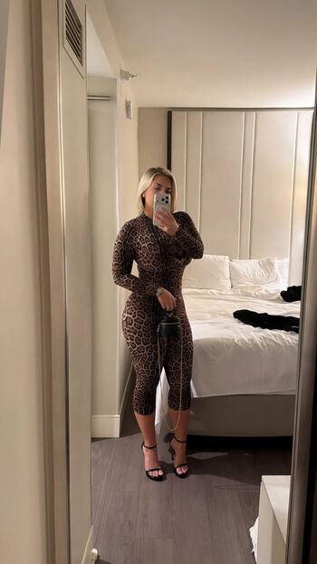 Full leaked Annamaloney private onlyfans photo