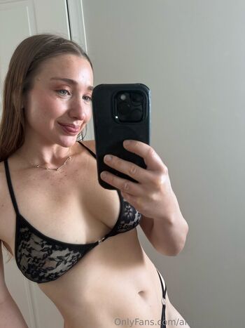 Full leaked Annaoswald page private onlyfans photo