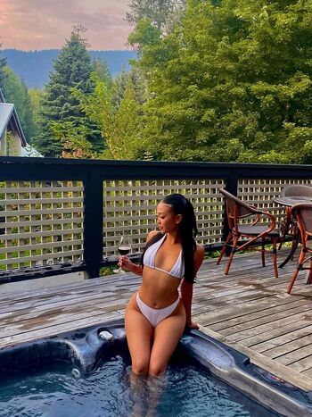 Full leaked Annashrxstha private onlyfans photo