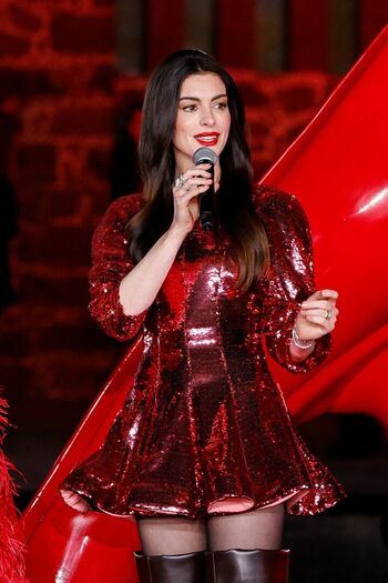 Full leaked Anne hathaway page private onlyfans photo