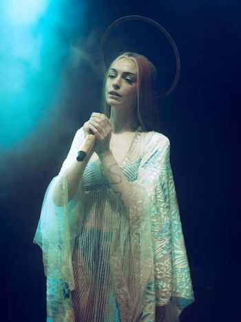 Full leaked Anne hathaway page private onlyfans photo