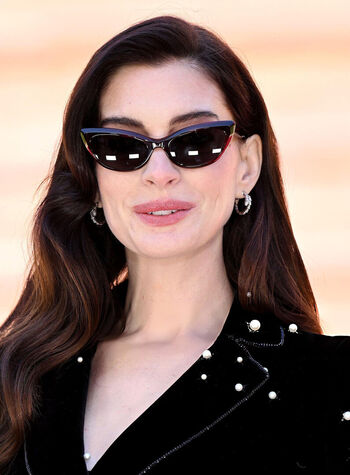 Full leaked Anne hathaway page private onlyfans photo