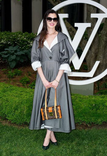 Full leaked Anne hathaway private onlyfans photo