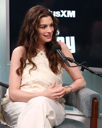 Full leaked Anne hathaway private onlyfans photo