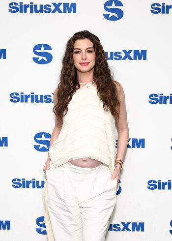 Full leaked Anne hathaway private onlyfans photo