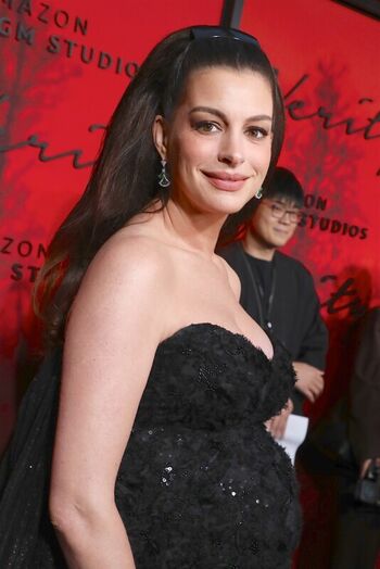 Full leaked Anne hathaway private onlyfans photo