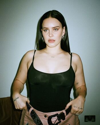 Full leaked Anne marie private onlyfans photo