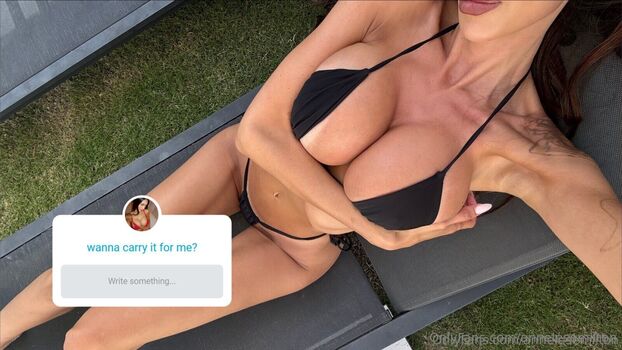 Annelese Milton annelesemilton