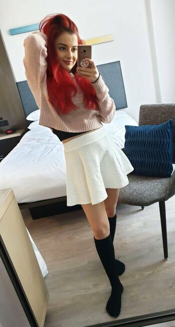 Full leaked Anniefuchsia private onlyfans photo