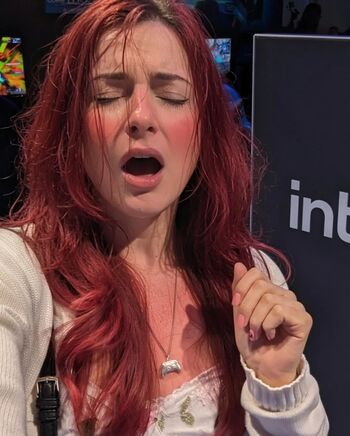 Full leaked Anniefuchsia private onlyfans photo