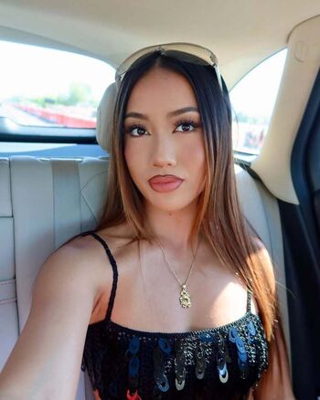 Full leaked Annietdoan private onlyfans photo