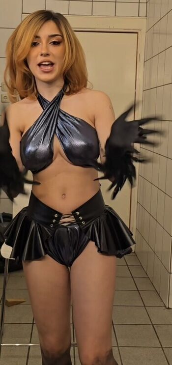 Full leaked Annitheduck page private onlyfans photo