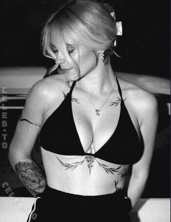 Full leaked Anny vans private onlyfans photo
