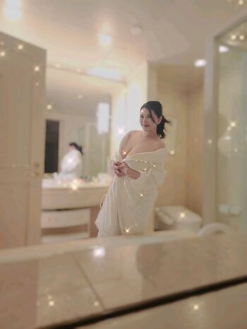 Full leaked Anri okita page private onlyfans photo