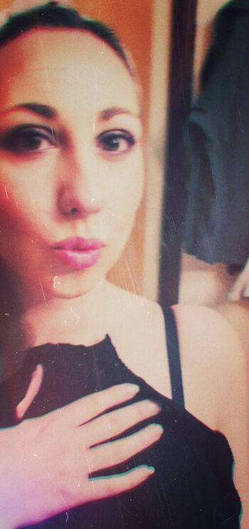 Full leaked Anunna healing page private onlyfans photo