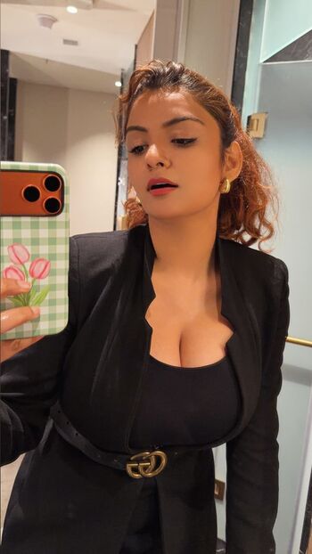 Full leaked Anveshi jain private onlyfans photo