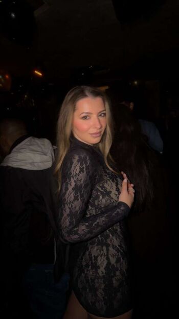 Full leaked Anxhelz private onlyfans photo