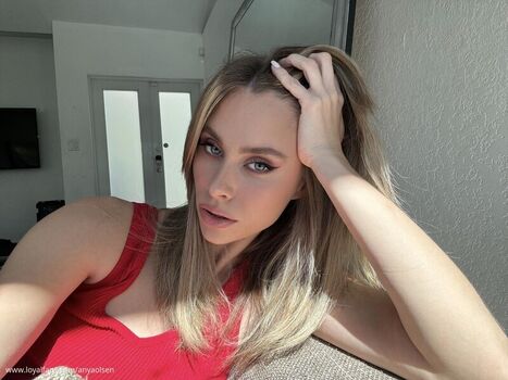 Anya Olsen