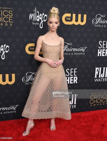 Full leaked Anya taylor joy page private onlyfans photo