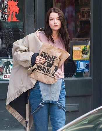 Full leaked Anya taylor joy  page private onlyfans photo