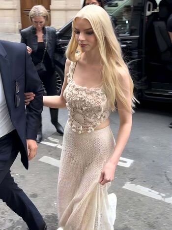 Full leaked Anya taylor joy  page private onlyfans photo