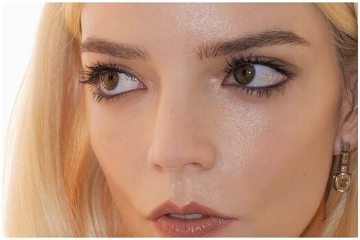 Full leaked Anya taylor joy page private onlyfans photo