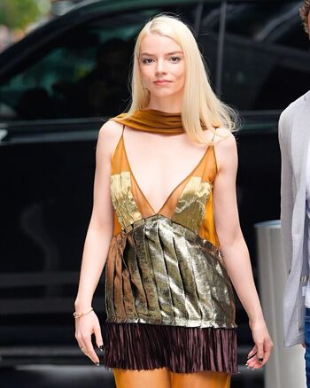 Full leaked Anya taylor joy private onlyfans photo