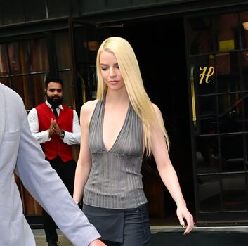 Full leaked Anya taylor joy private onlyfans photo