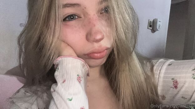 Full leaked Anzethi private onlyfans photo