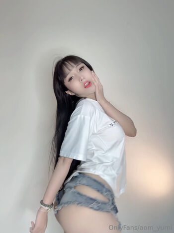 Full leaked Aom yumi private onlyfans photo