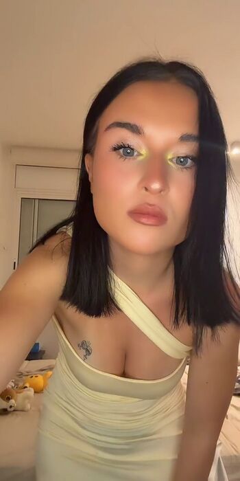 Full leaked Aora dj page private onlyfans photo