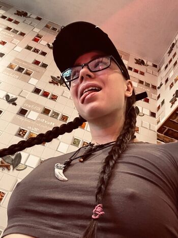 Full leaked Apollonchil private onlyfans photo