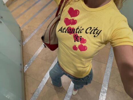 Full leaked Apple martin private onlyfans photo