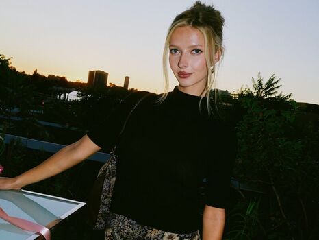 Full leaked Apple martin private onlyfans photo