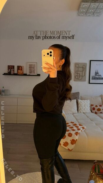 Full leaked Apr allegra private onlyfans photo