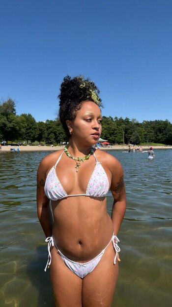 Full leaked Aprlfls private onlyfans photo