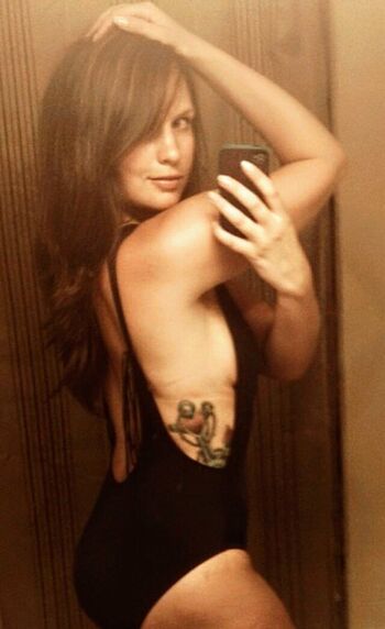 Full leaked April renee private onlyfans photo