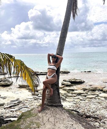 Full leaked Aprilalen private onlyfans photo