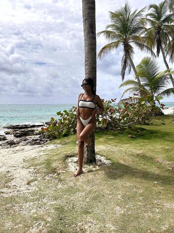 Full leaked Aprilalen private onlyfans photo