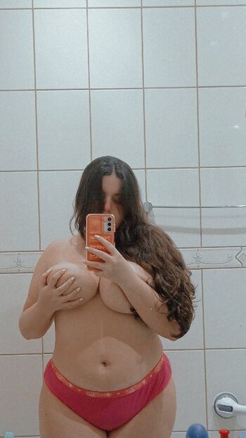 Full leaked Apron bellies private onlyfans photo