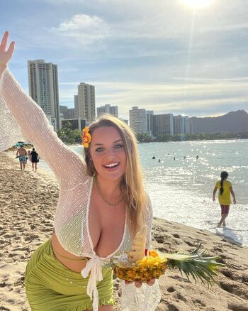 Full leaked Aquisandrax private onlyfans photo