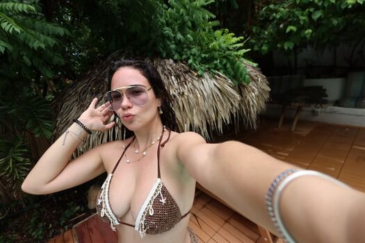 Full leaked Ara saldivar private onlyfans photo