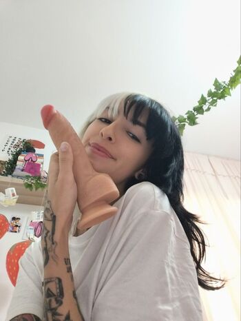 Full leaked Ardens private onlyfans photo