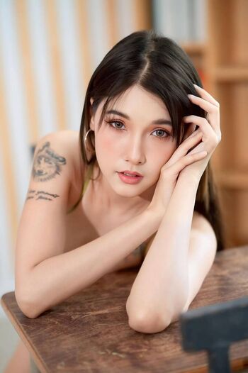 Full leaked Areerat poppy page private onlyfans photo