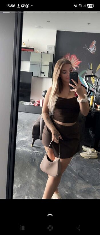 Full leaked Areliann private onlyfans photo