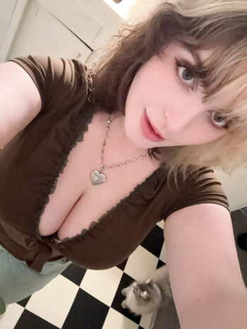 Full leaked Aretteepls nym private onlyfans photo