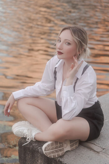 Full leaked Ari anna page private onlyfans photo