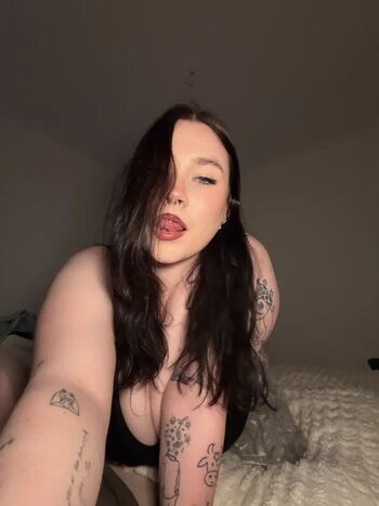 Full leaked Ari goop private onlyfans photo