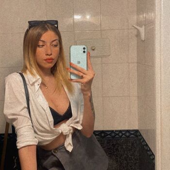 Full leaked Ariadna salguero private onlyfans photo